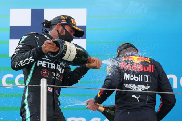 九游娱乐官网-红牛性能继续提升 维斯塔潘仍是汉密尔顿最大对手